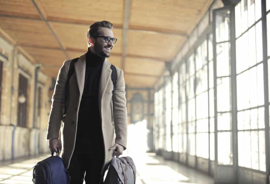 End Your Vacation in Style: 5 Reasons to Use an Airport Pickup Service