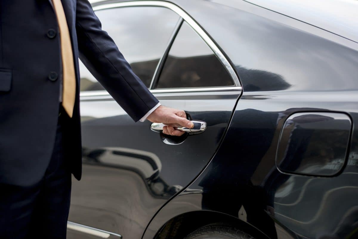 How to Choose Your Executive Transportation: Chauffeur vs. Black Car Services