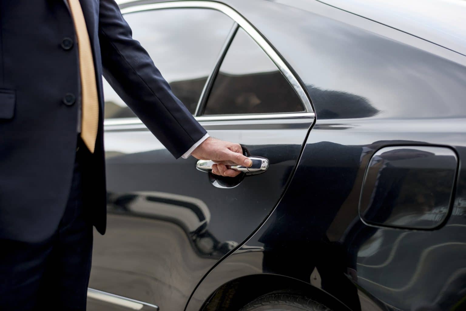 Choose Your Executive Transportation Chauffeur vs. Black Car Services
